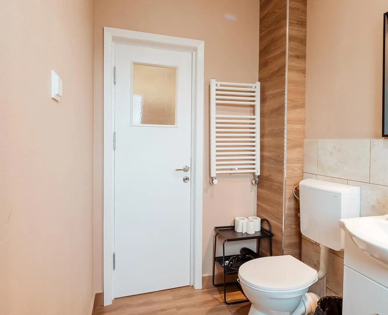 Apartment Blue Central Studio - Oldtown Bucharest Romania